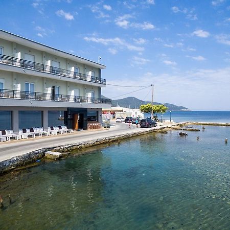 Angelica Hotel 리메나스 외부 사진
