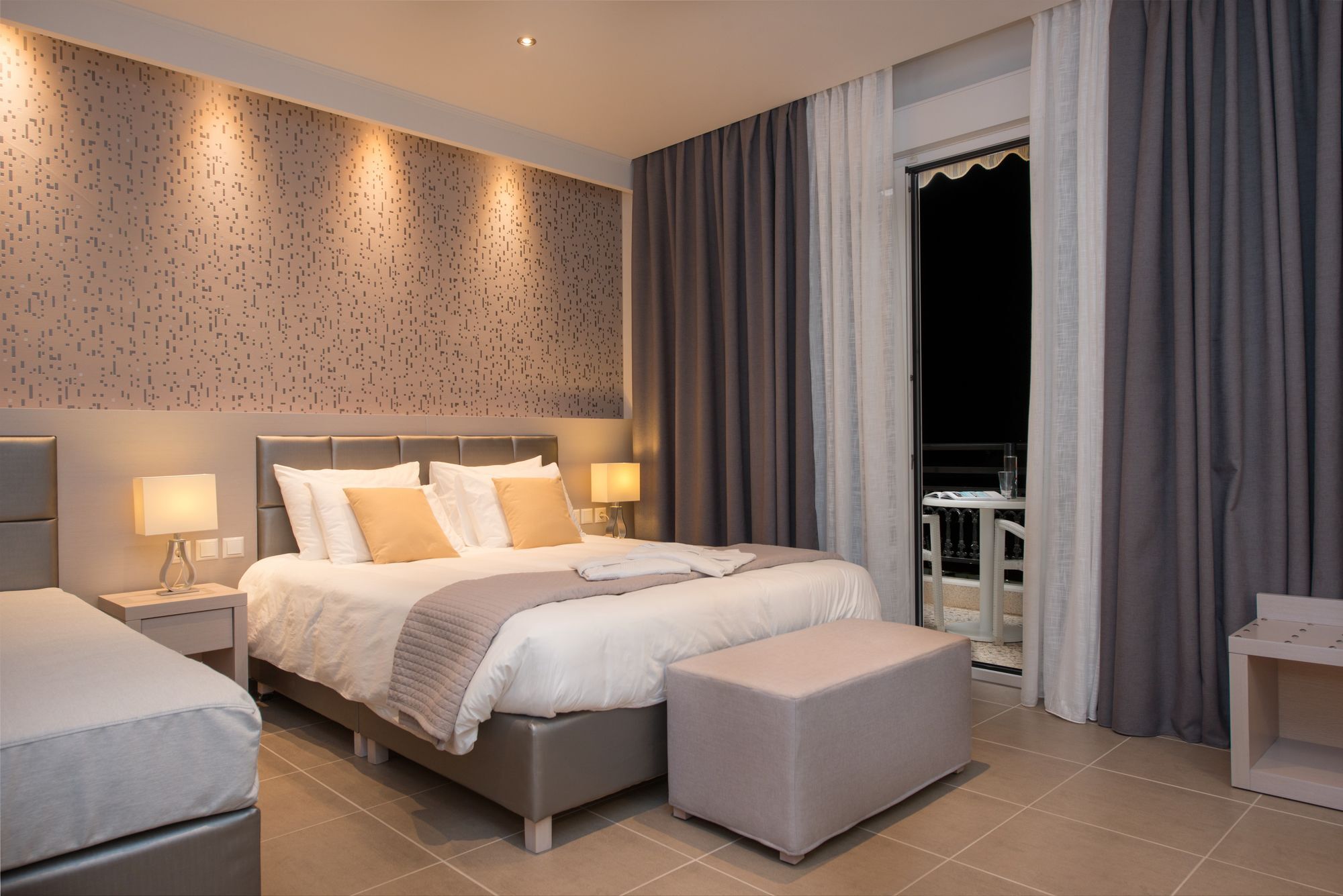 Angelica Hotel 리메나스 외부 사진